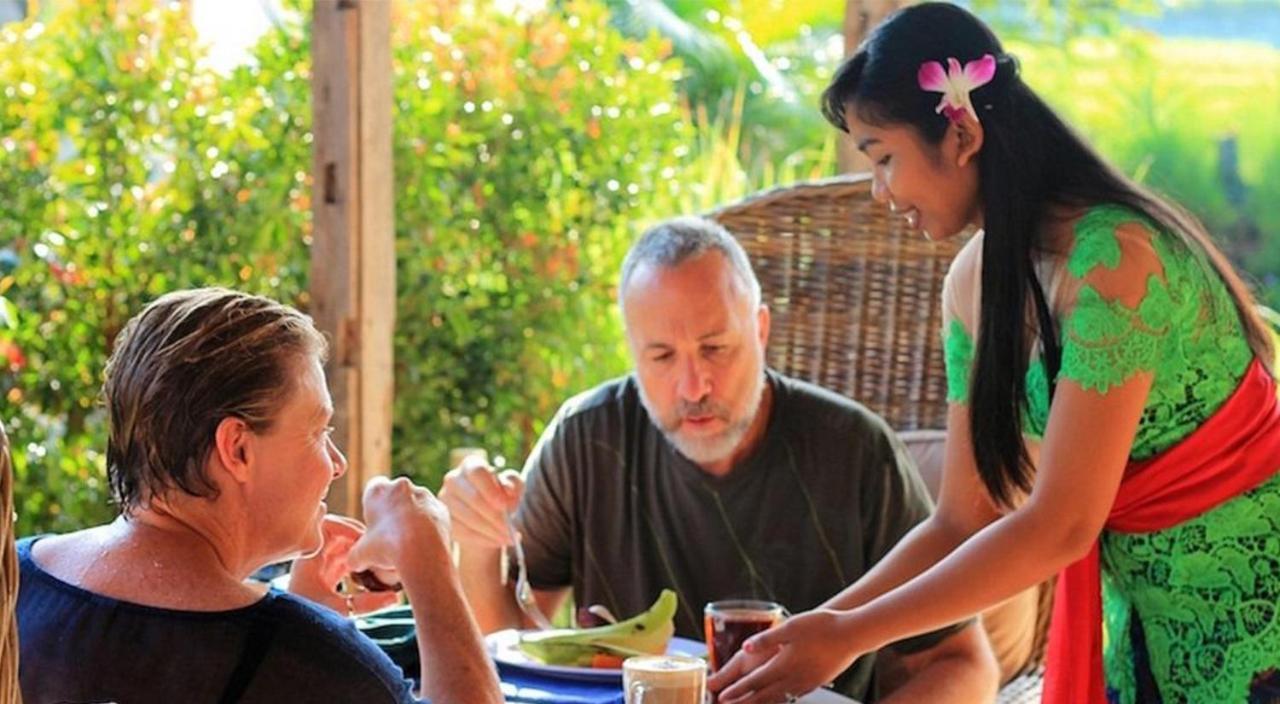 Ngeluwungan Boutique Hostel Canggu Extérieur photo